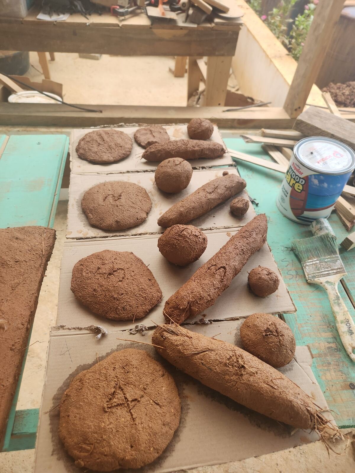Pruebas de materiales, panes de ensayo de tierra, Somos Barro RD